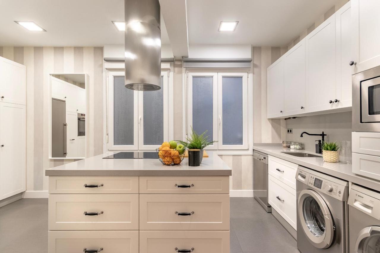Gran Apartamento Con Estilo En El Centro De บิลเบา ภายนอก รูปภาพ