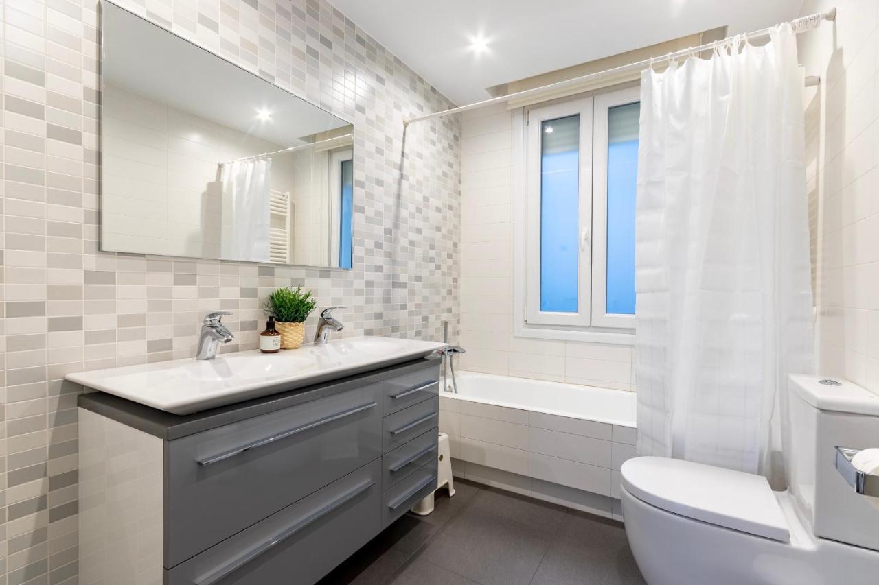 Gran Apartamento Con Estilo En El Centro De บิลเบา ภายนอก รูปภาพ